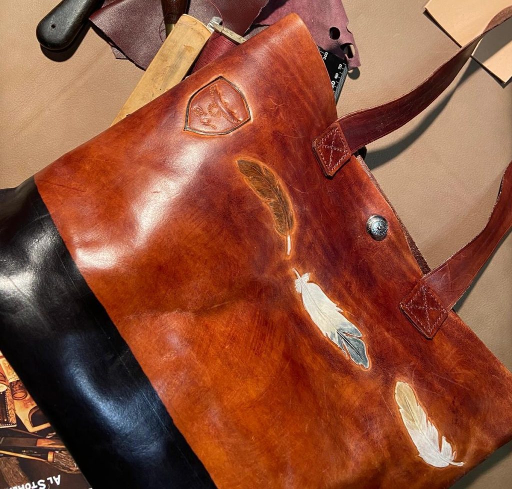 Sac à main plume - Création en cuir